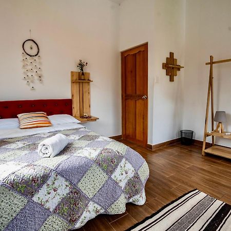 Blue Lotus Retreat Center Bed and Breakfast Pisac Buitenkant foto